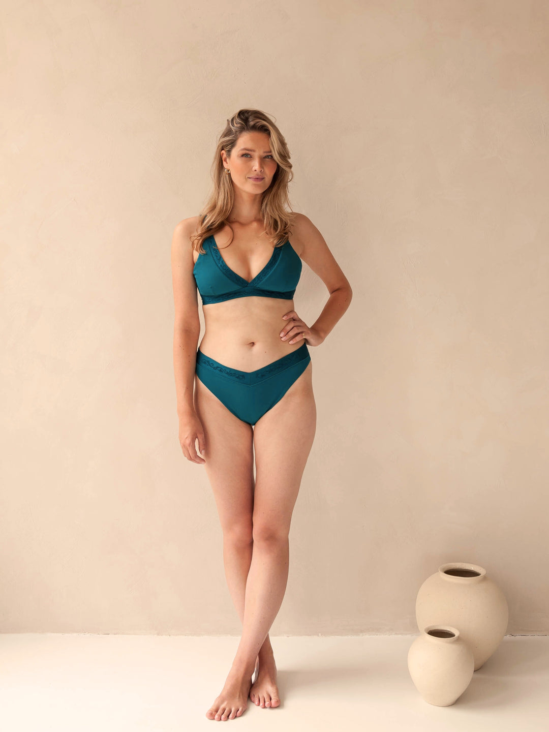 Plunge bikini top V-neck and V-Shape bottom in green with rib fabric and embroidery, woman front