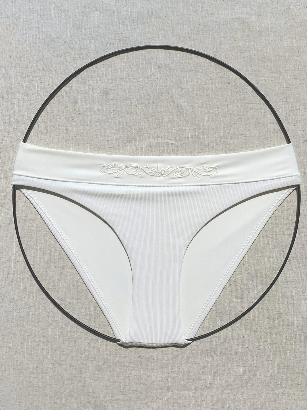 Bikini-bottom-classic-ivory-white-with-rib-fabric-and-embroidery-product-front